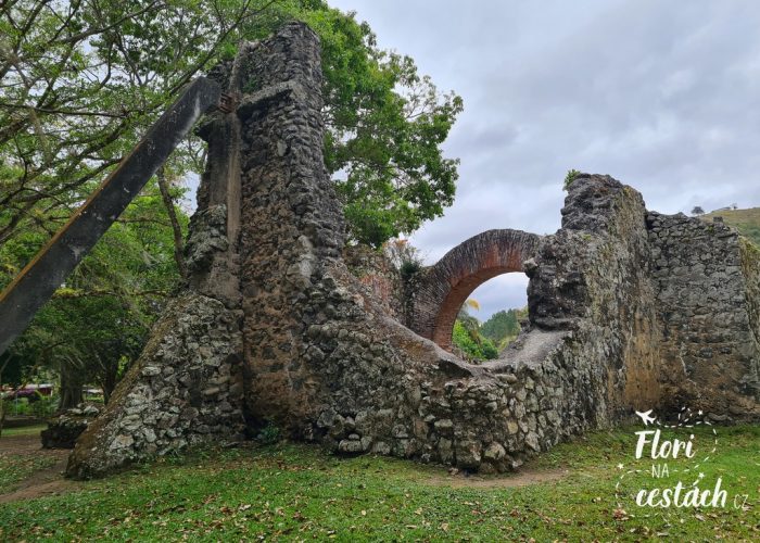 Las Ruinas de Ujarrás, Ujarrás, Kostarika