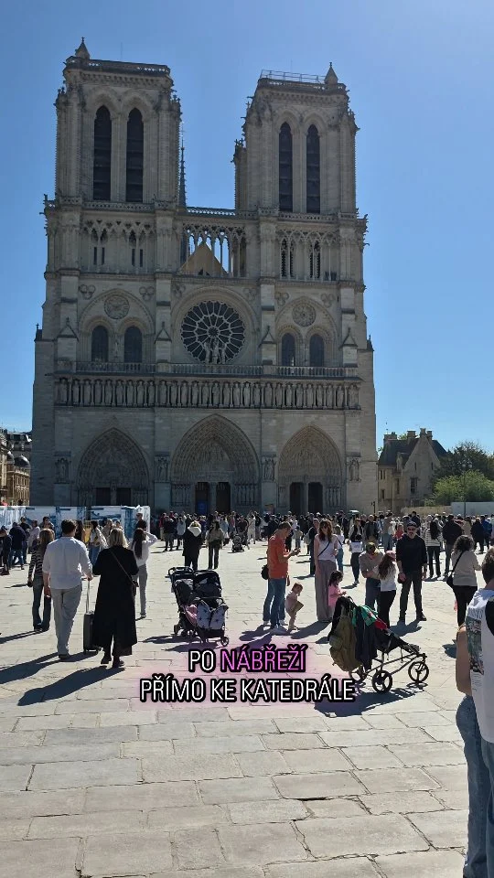 Paříž, Den 4.

Co se dá všechno stihnout před odlet domů? Stihli jsme katedrálu Notre-Dáme, most Pont Neuf, Lucemburské zahrady, Panthéon i náměstí, kde se natáčela Emily in Paris.

#paris #notredame #jardinduluxembourg #pantheon #emilyinparis