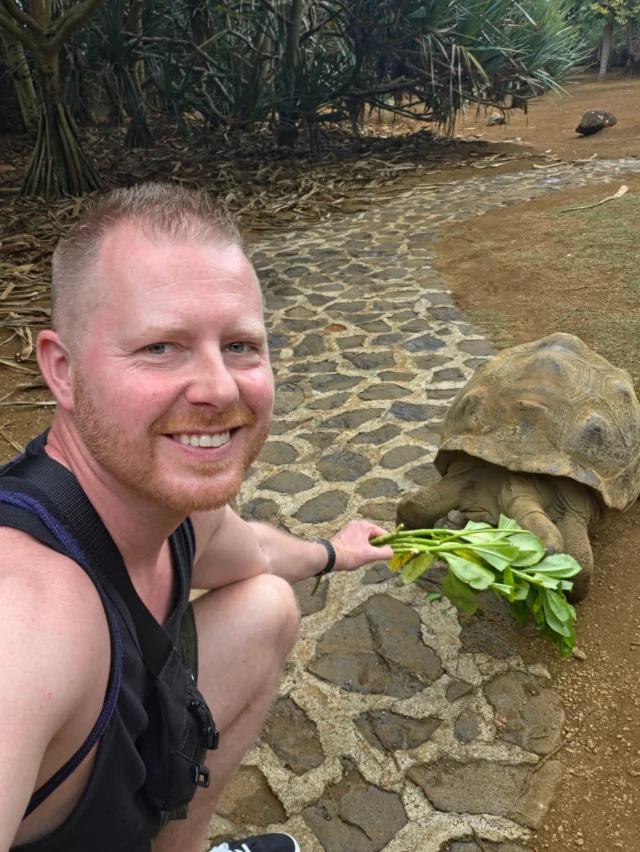La Vanille Nature Park na Mauriciu.

Úžasný zážitek při krmení želv k krokodýlů.

#mauritius #lavanillenaturepark #travel #inspiration